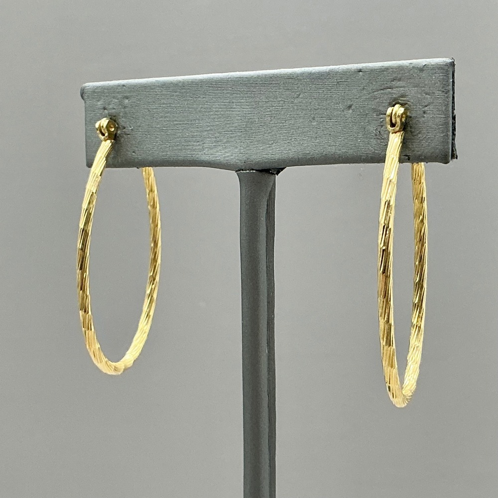 Hoop Earrings Womens Gold Tone Textured Teardrop Large Fashion Lightweight 8951